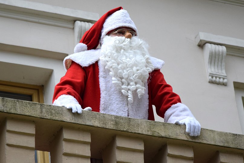 Prezenty z zachowaniem dystansu