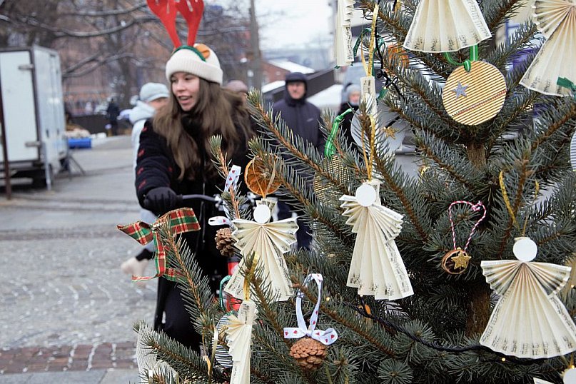 Choinki nadziei - drzewka dla samotnych