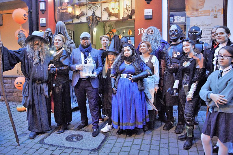 Klub Fantasy w Magicznym Kotle