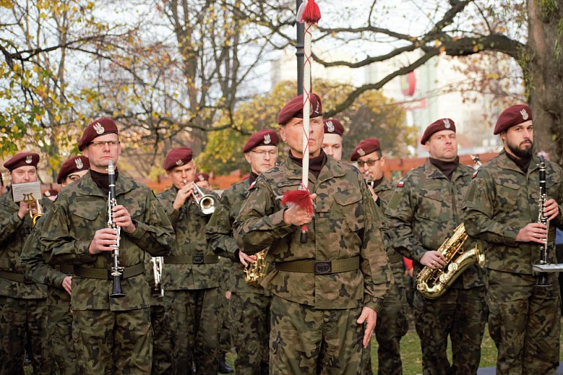 Cmentarz Wojskowy - 104. rocznica odzyskania Niepodległości