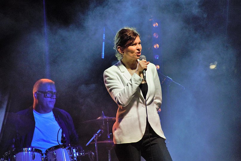 Beata Przybytek w parku Słowackiego