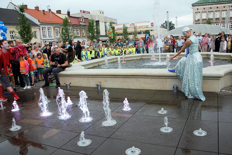 Plac Wojska Polskiego oficjalnie oddany mieszkańcom