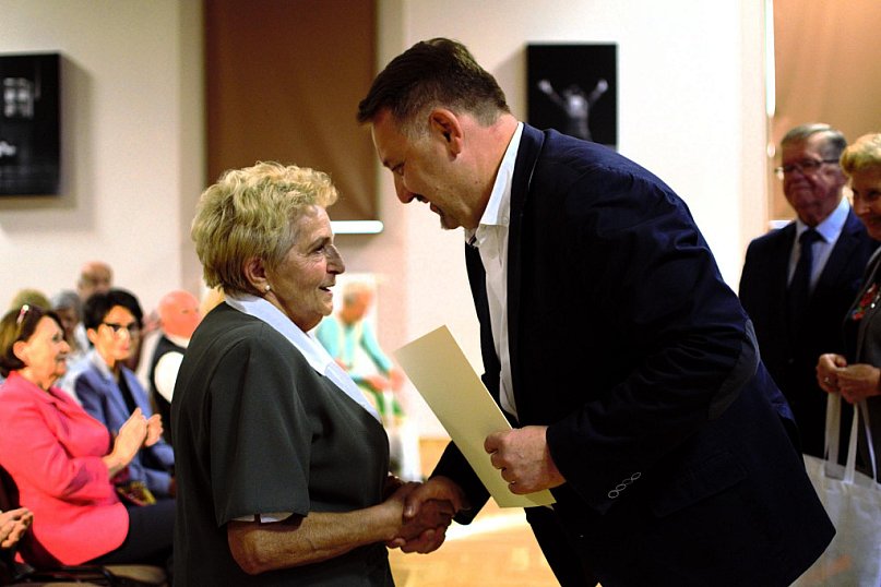 DNI SENIORA - konkurs artystyczny