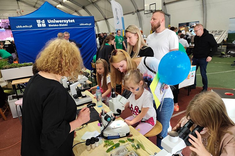 Spotkanie z Nauką i Sztuką w parku Słowackiego
