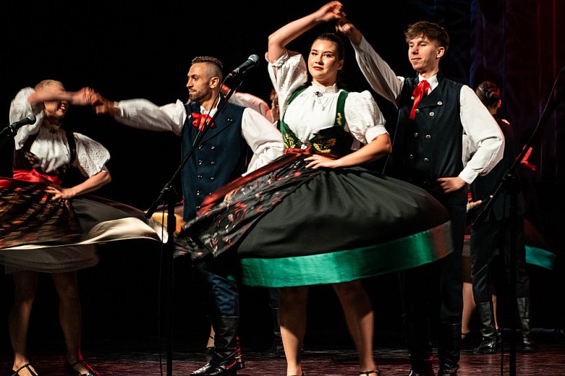 Zespół Pieśni i Tańca BESKID obchodzi 70 lat