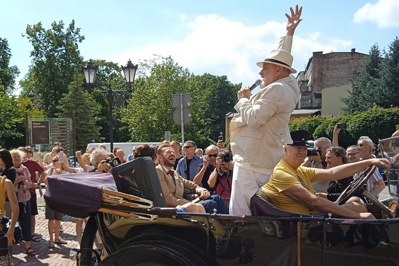 Parada Nowoorleańska w swingowych tradycjach jazzu