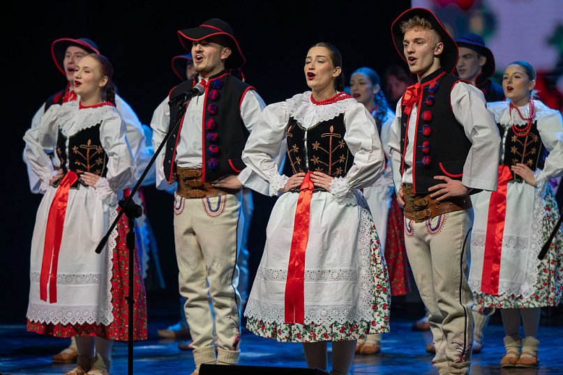 50. lat z folklorem - jubileusz ZPiT Bielsko