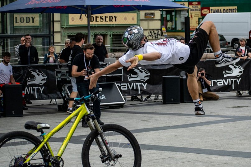 MTB Stunt Grand Prix 2025 w Bielsku-Białej – wieczór pełen adrenaliny