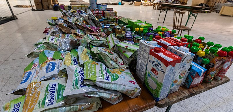 Punkt pomocy w Tesco kończy działalność. Coraz mniej darów, formuła się wyczerpała