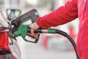 Ceny paliw. Kierowcy nie odczują zmian, eksperci mówią o "napiętej sytuacji"-11373
