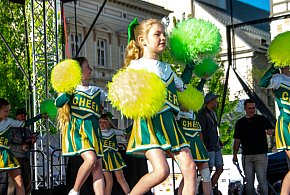 Dzień Tańca rozbujał scenę i publiczność – od przedszkolaków po seniorów-18621