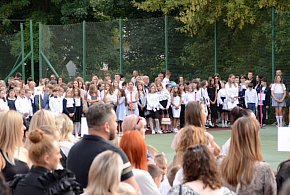 Nowy rok szkolny wystartował. Co się zmienia od 1 września?-20801