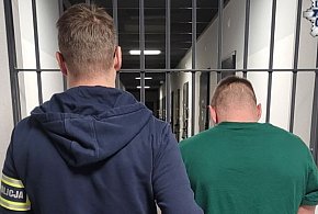 Narkotyki popijał alkoholem. Na dodatek miał sądowy zakaz prowadzenia pojazdów-21732