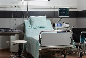 Lek wycofany z powodu zanieczyszczeń. W środku znaleziono fragmenty szkła-21945