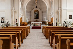 Miliony na Kościół w 2026 roku. Państwo co roku dokłada do duchownych-23209