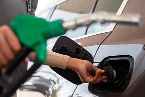 Zaskoczenie na stacjach paliw. Kierowcy nie tego się spodziewali-23507