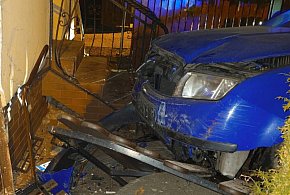 Bielsko-Biała: Pijana kierująca wjechała w dom przy ul. Krzemionki
