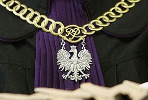 Akt oskarżenia przeciwko 12 osobom za handel narkotykami