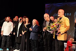 Skucha świętuje potrójnie na deskach bielskiego teatru