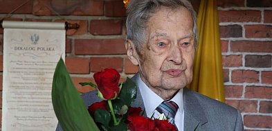 Józef Adamek dołączył do grona stulatków Bielska-Białej-22190