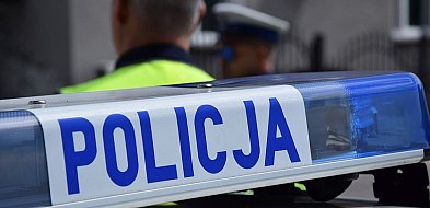 Trzy kolizje na jednym łuku drogi. Seria zdarzeń na ul. Dworskiej w Bielsku-Białej-23548