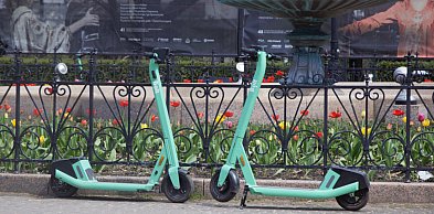 Nie każdy pojedzie na e-hulajnodze. Jazda poniżej 13. roku życia –  pod nadzorem