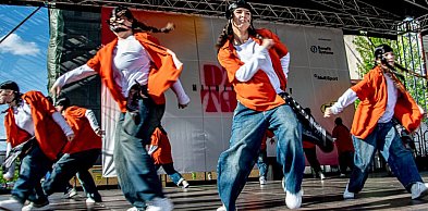 Majówka w Bielsku-Białej - IV edycja Dnia Tańca na placu Wojska Polskiego