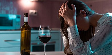 Alkohol a przewlekły ból - pułapka samoleczenia, która pogłębia cierpienie