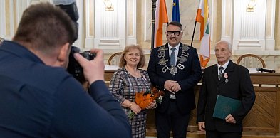 Złote i diamentowe gody w Bielsku-Białej. Medale dla małżeństw z wieloletnim staże