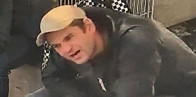 Policja poszukuje sprawców włamania do lodówki na bielskim Rynku-21075