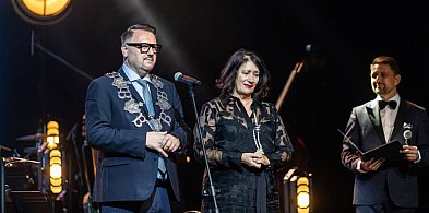 35 lat samorządu w Bielsku-Białej. Uroczyste obchody w BCK-21115