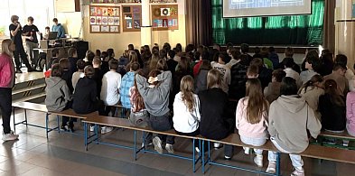 Młodzi uczą o bezpieczeństwie w sieci nie tylko swoich rówieśników-21795