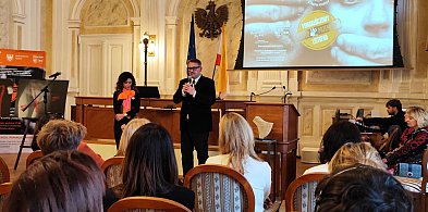Konferencja w ratuszu zainaugurowała tegoroczną kampanię przeciw przemocy-22193