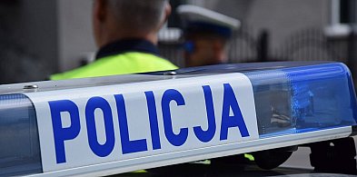 Trzy kolizje na jednym łuku drogi. Seria zdarzeń na ul. Dworskiej w Bielsku-Białej-23548