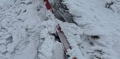 Dewastacja czerwonego szlaku z Przełęczy Brona na Babią Górę