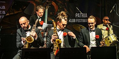 Jazzowy dancing w murach dawnej Patrii
