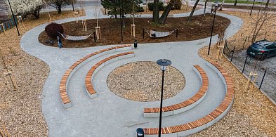 Nowy skwer przy ul. Stefanii Sempołowskiej i Hugona Kołłątaja w Bielsku-Białej