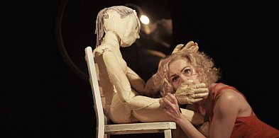 "Nie pij, głupia!" – poruszający monodram Katarzyny Pohl w Bielsku-Białej