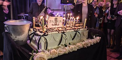 Oficjalne otwarcie NovaPatrii: Tom Hausner Band, tort od Bronowskich i pokaz tanga