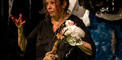 "Krótkie baśnie" - belgijski teatr przedmiotu, bez wielkich inscenizacji