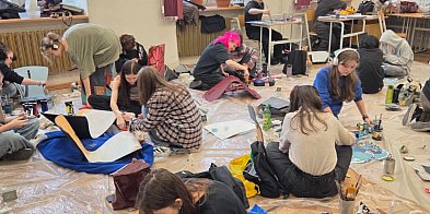 Upcykling i sztuka dla WOŚP – jubileuszowa edycja-22674