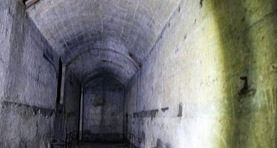Schron, czyli polski bunkier narodowy - felieton lokalny z okopów rzeczywistości-21144