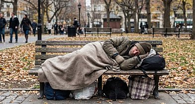 Bielsko-Biała: Jak miasto pomaga osobom w kryzysie bezdomności?