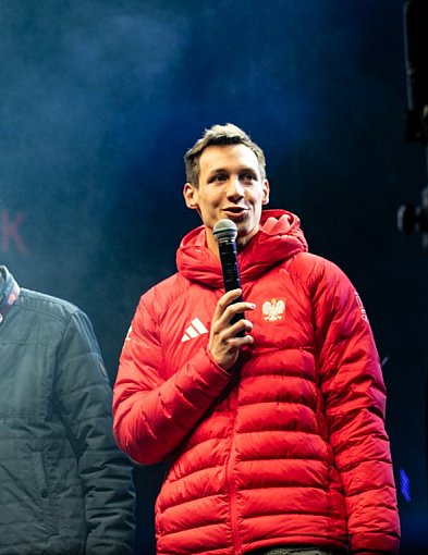 Rada Miejska głosowała nad uchwałą o tytule dla Kacpra Tomasiaka