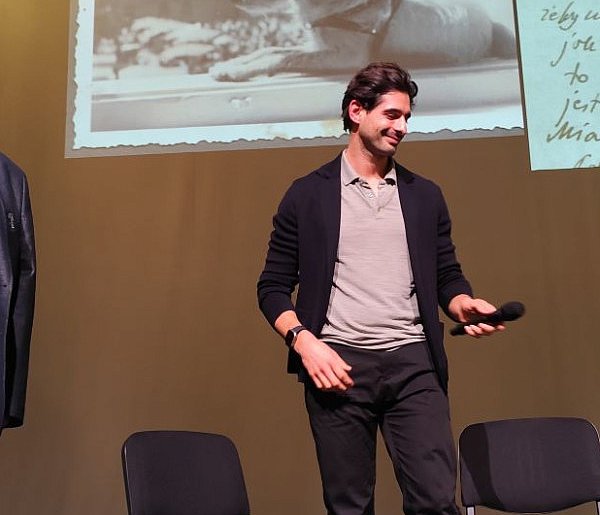 Co łączy Witkacego, Lenina, kino i 135-letnią scenę teatralną?-22659