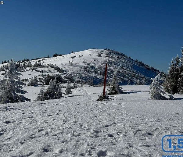 W Beskidach wciąż zalega śnieg. Powyżej 1000 m n.p.m. trudne warunki na szlakach
