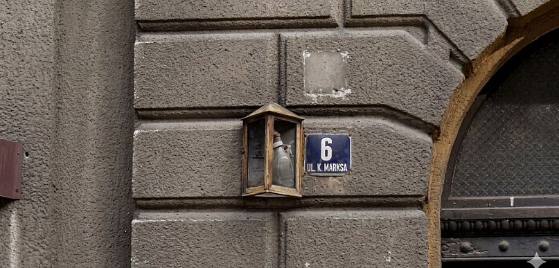 PRL-owskie "kwiatki" na ulicach Bielska-Białej