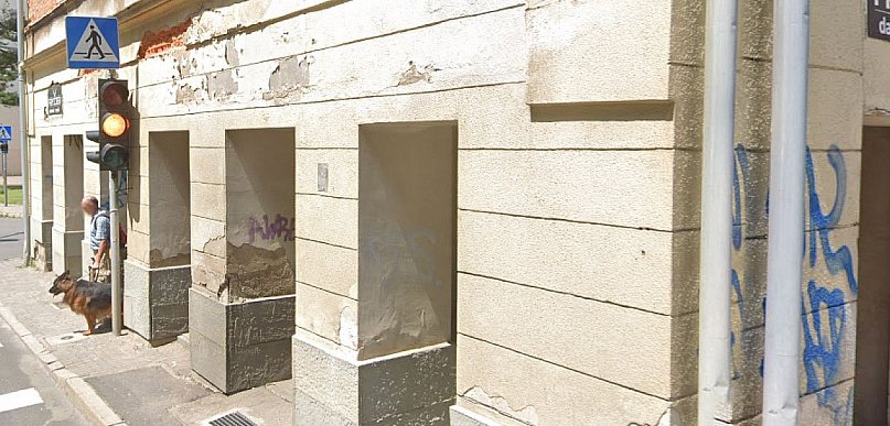 Utrudnienia dla pieszych przy ul. Piłsudskiego