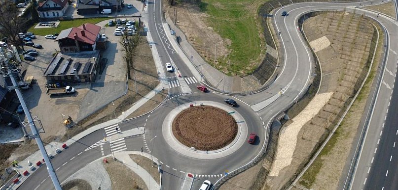 Węzeł na Mazańcowickiej po przebudowie. Kierowcy wjechali na nowy układ drogowy