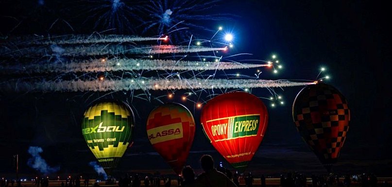 AEROSPLOTY 2026 w Bielsku-Białej: program majówki lotniczej 1–3 maja na lotnisku